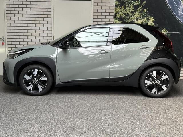 Toyota AYGO X Hybrid 115 pulse Uit voorraad leverbaar!