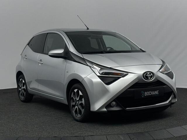 Toyota AYGO 1.0 VVT-i x-joy | 1e Eigenaar | Carplay/Android Auto | 15"velgen | Camera |