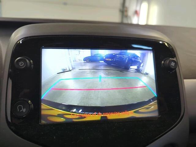 Toyota AYGO 1.0 VVT-i x-Play, Camera! Carplay! VERWACHT!!