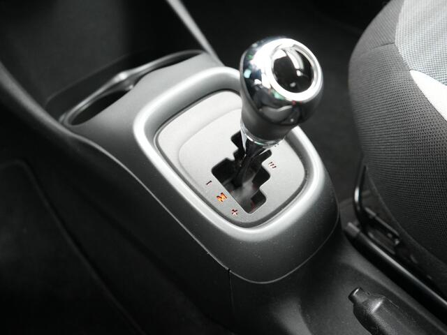 Toyota AYGO 1.0 VVT-i x-play Automaat | Parkeercamera | Apple Carplay-Android Auto |