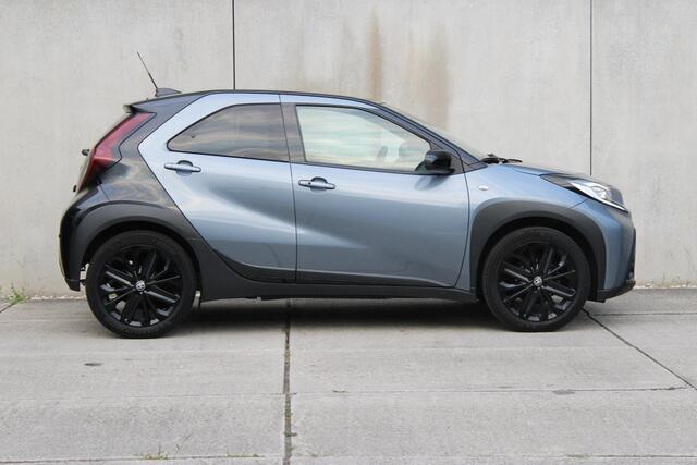 Toyota AYGO X 1.0 VVT-i MT Premium / CAMERA / ADAPT CRUISE / 18"LM VELGEN / FABRIEKSGARANTIE