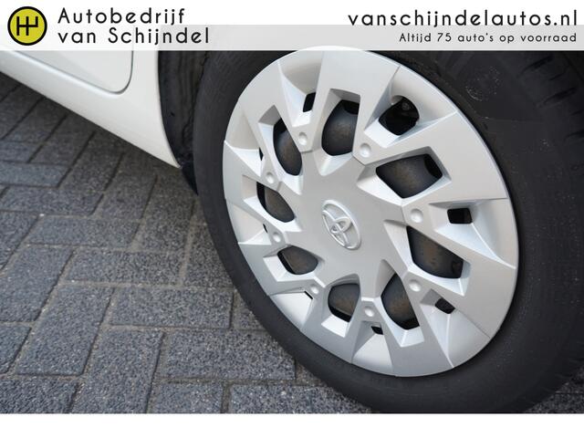 Toyota AYGO 1.0 VVT-I X-PLAY LUXE 5DEURS ORIGINEEL NEDERLANDS PERF ONDERHOUDEN CAMERA ANDROID/APPLECARPLAY(NAVI) AIRCO CRUISECONTROL BLUETOOTH ELECTR.RAMEN/SPIEGELS