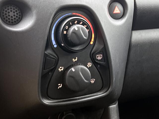 Toyota AYGO 1.0 VVT-i X-Pack | Bluetooth radio | El. ramen | Centrale deurevergrendeling