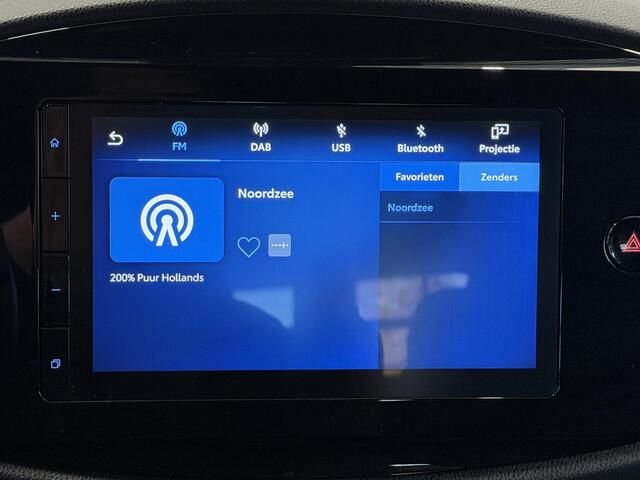 Toyota AYGO X 1.0 VVT-i Automaat Pulse Navigatie Apple Carplay/Android Auto Camera 17" Lichtmetalen Velgen Climate Control Adaptive Cruise Control Two Tone