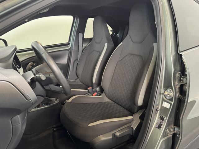 Toyota AYGO X 1.0 VVT-i S-CVT first Limited | Automaat | Apple CarPlay | Camera |
