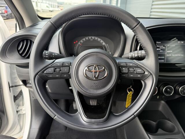 Toyota AYGO X 1.0 VVT-i MT Play Apple/Camera