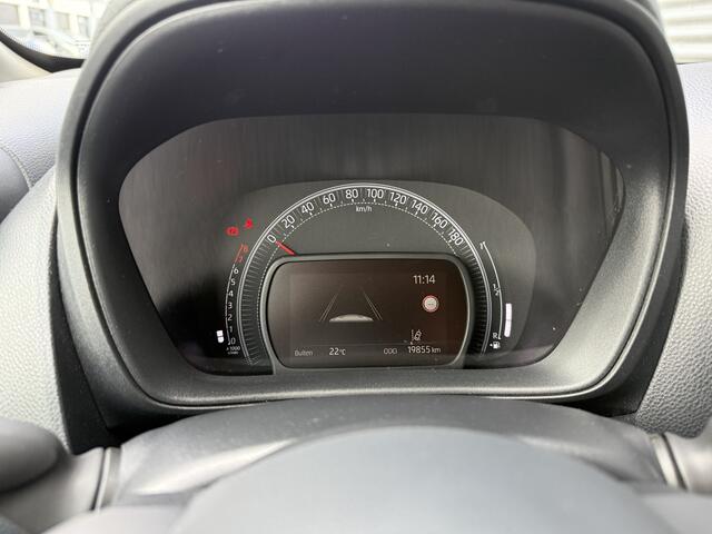 Toyota AYGO X 1.0 VVT-i MT Play Apple/Camera