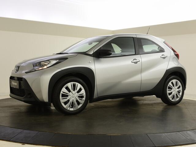 Toyota AYGO X 1.0 VVT-i MT Play | Carplay | Adapt. cruise | Camera