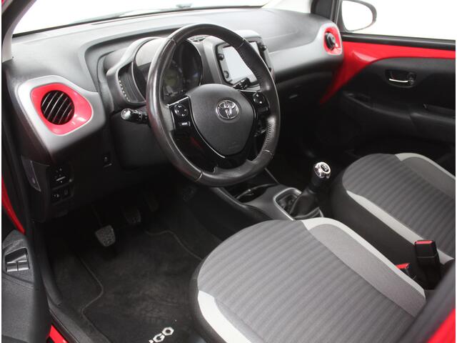 Toyota AYGO 1.0 VVT-i x-clusiv Cabrio Top AIRCO | CAMERA | CARPLAY | LED | DAB | LMV15 | STB | ELRM/SP