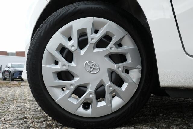 Toyota AYGO 1.0 VVT-i x-play