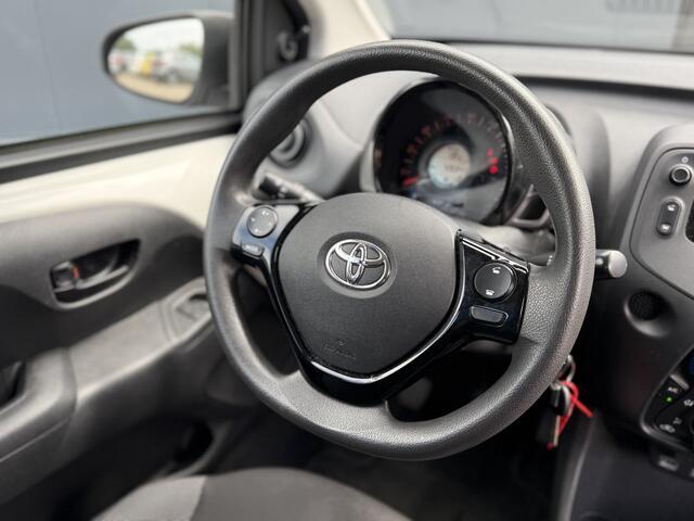 Toyota AYGO 1.0 VVT-i x 1e EIGENAAR AIRCO 5 DEURS NL AUTO