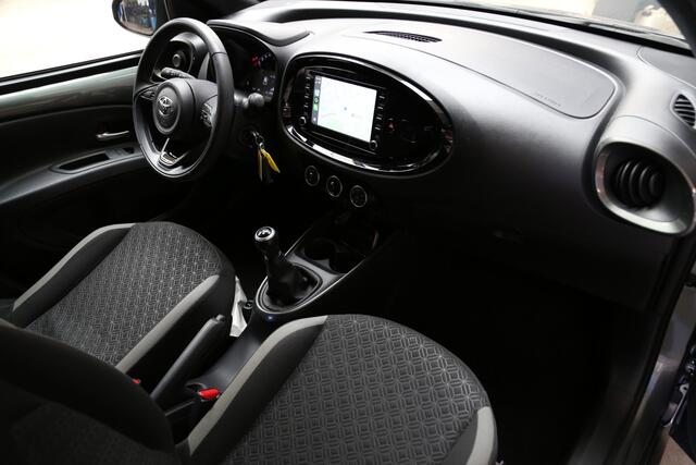 Toyota AYGO X 1.0 VVT-i MT Pulse Navi Carplay ACC Camera