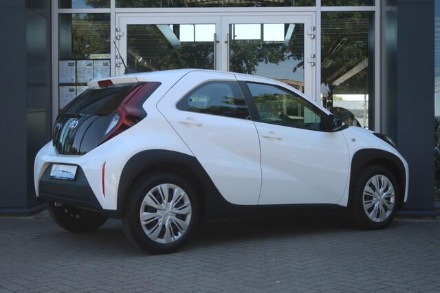 Toyota AYGO 1.0 VVT-I S-CVT All Season Banden, Apple Carplay/ Android Auto, etc.