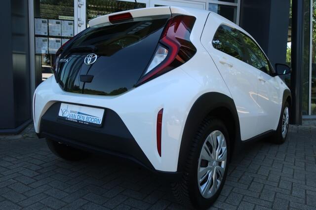 Toyota AYGO 1.0 VVT-I S-CVT All Season Banden, Apple Carplay/ Android Auto, etc.