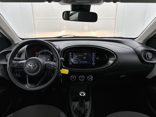 Toyota AYGO X 1.0 VVT-i MT Play | BTW voertuig | 1e Eigenaar | NIEUW GELEVERD & ONDERHOUDEN | Apple Carplay / Android Auto | Airco | Achteruitrijcamera | Elektrische ramen voor | Elektrische buitenspiegels |