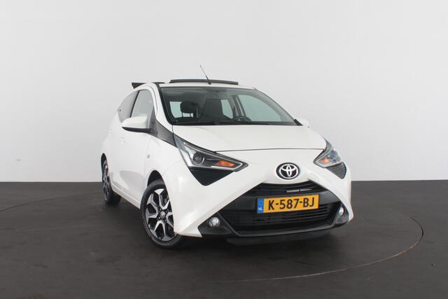 Toyota AYGO 1.0 VVT-i x-joy > Schuifdak/Camera/Navigatie via (Apple CarPlay / Android Auto)