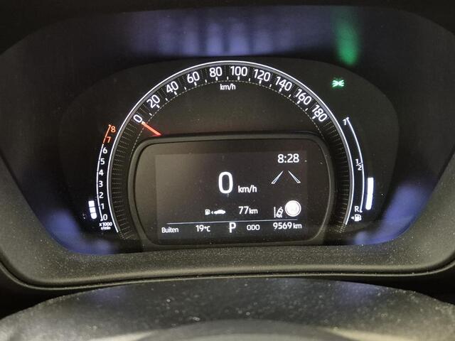 Toyota AYGO X 1.0 VVT-i S-CVT First AUT! 1e Eig, NL auto! Camera! Carplay! VERWACHT!!