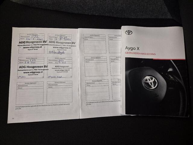 Toyota AYGO X 1.0 VVT-i S-CVT First AUT! 1e Eig, NL auto! Camera! Carplay! VERWACHT!!