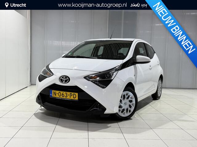 Toyota AYGO 1.0 VVT-i x-play limited | Navigatie systeem | All season banden | Apple carplay/anroid auto | Airco | BTW Auto |
