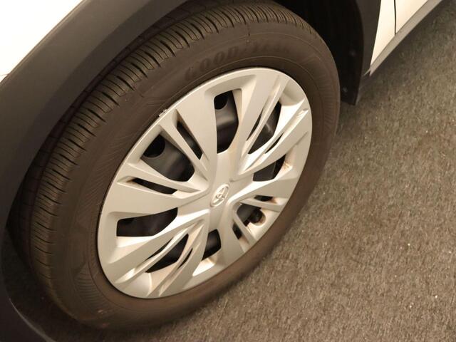 Toyota AYGO X 1.0 VVT-i MT Play - ORIGINEEL NEDERLANDSE AUTO - AIRCO - ADAPTIEVE CRUISE CONTROL - ACHTERUITRIJCAMERA - BLUETOOTH - LICHTSENSOR - DAB RADIO