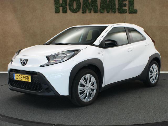 Toyota AYGO X 1.0 VVT-i MT Play - ORIGINEEL NEDERLANDSE AUTO - AIRCO - ADAPTIEVE CRUISE CONTROL - ACHTERUITRIJCAMERA - BLUETOOTH - LICHTSENSOR - DAB RADIO