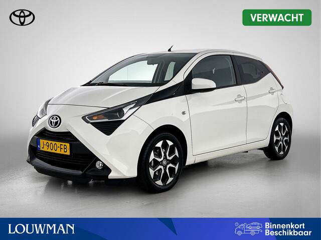 Toyota AYGO 1.0 VVT-i x-joy Automaat | BTW voertuig | NIEUW GELEVERD & ONDERHOUDEN | Climate Control | Apple CarPlay/Android Auto | Achteruitrijcamera | Bluetooth | Elektrische Ramen voor | Elektrisch verstelbare spiegels |