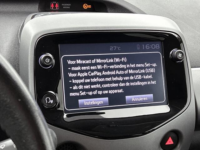 Toyota AYGO 1.0 VVT-i x-joy Automaat | BTW voertuig | NIEUW GELEVERD & ONDERHOUDEN | Climate Control | Apple CarPlay/Android Auto | Achteruitrijcamera | Bluetooth | Elektrische Ramen voor | Elektrisch verstelbare spiegels |