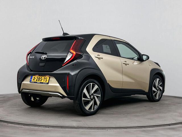 Toyota AYGO X 1.0 VVT-i MT Envy Parkeersensoren Voor+Achter | Appel Carplay/Android auto | L.M velgen |