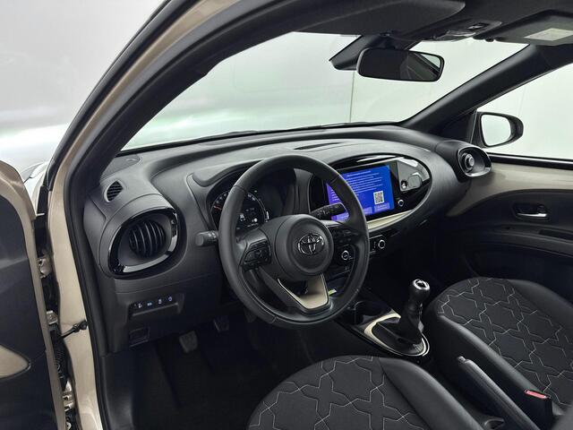 Toyota AYGO X 1.0 VVT-i MT Envy Parkeersensoren Voor+Achter | Appel Carplay/Android auto | L.M velgen |