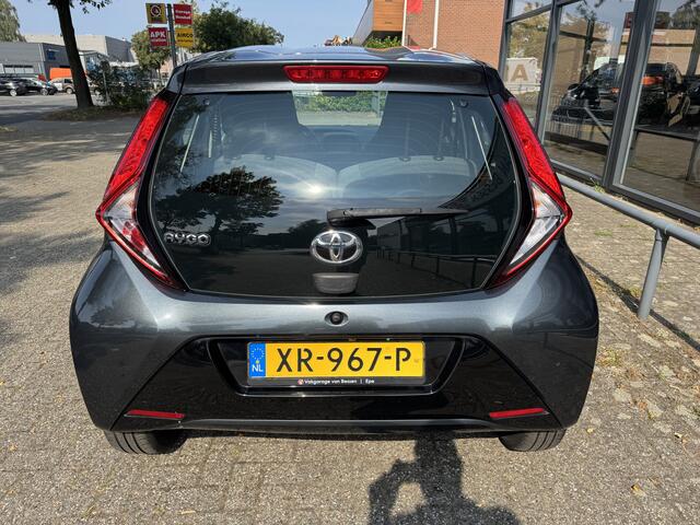 Toyota AYGO 1.0 VVT-i x-play AIRCO-CAMERA-5DRS