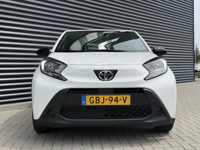 Toyota AYGO X 1.0 VVT-i MT Play Camera/Apple