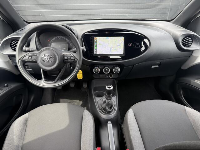 Toyota AYGO X 1.0 VVT-i MT Play Camera/Apple