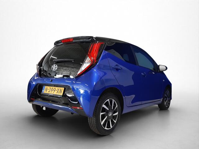 Toyota AYGO 1.0 VVT-i x-cite ultimate | Climate Control | Apple CarPlay/Android Auto | Achteruitrijcamera | Automatische verlichting | Achteruitrijcamera | Elektrische ramen voor | Elektrisch verstelbare spiegels |