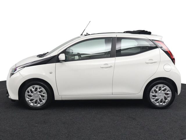 Toyota AYGO 1.0 VVT-i x-play Cabrio | Apple Carplay | Android Auto | Airco | Cabrio | Bluetooth | Achteruitrijcamera |