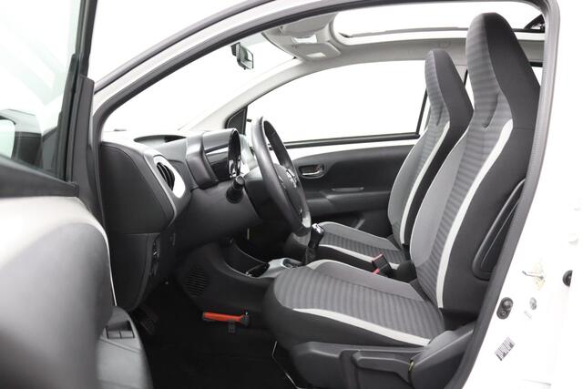 Toyota AYGO 1.0 VVT-i x-play Cabrio | Apple Carplay | Android Auto | Airco | Cabrio | Bluetooth | Achteruitrijcamera |