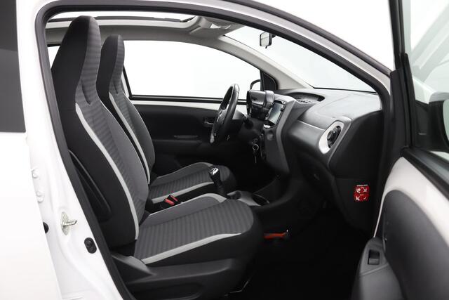 Toyota AYGO 1.0 VVT-i x-play Cabrio | Apple Carplay | Android Auto | Airco | Cabrio | Bluetooth | Achteruitrijcamera |