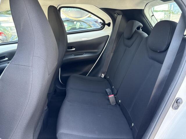Toyota AYGO X 1.0 VVT-i S-CVT Play **AUTOMAAT/ ADAPTIEF CRUISE CONTROL/ DAB RADIO**