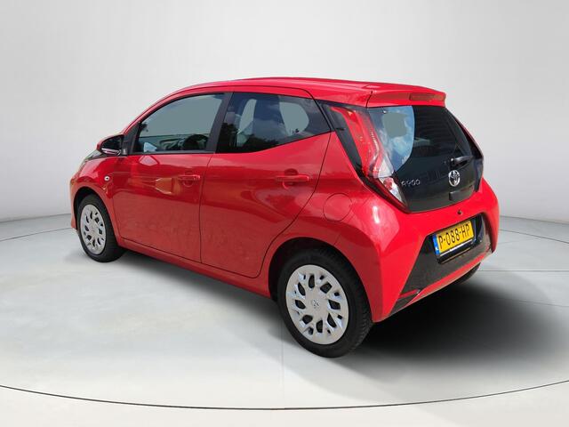 Toyota AYGO 1.0 VVT-i x-play Automaat
