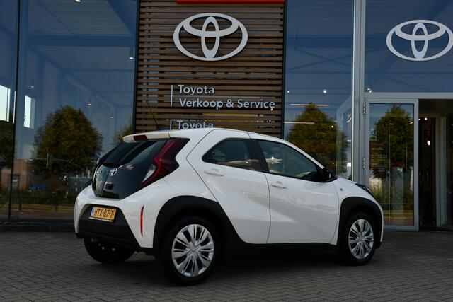 Toyota AYGO X 1.0 VVT-i MT Play 72pk | Cruise control adaptief | Apple Carplay/Android Auto | Achteruitrijcamera |