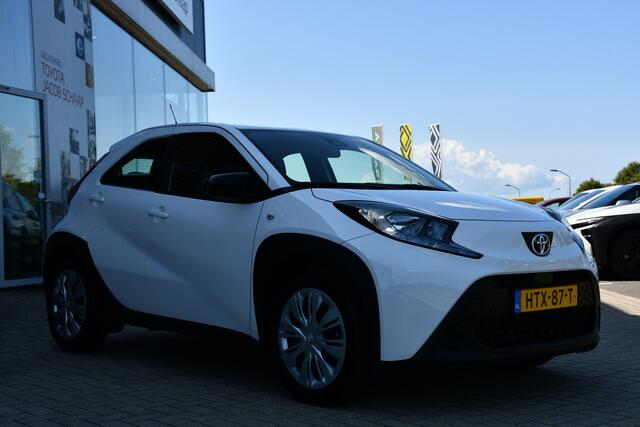 Toyota AYGO X 1.0 VVT-i MT Play 72pk | Cruise control adaptief | Apple Carplay/Android Auto | Achteruitrijcamera |