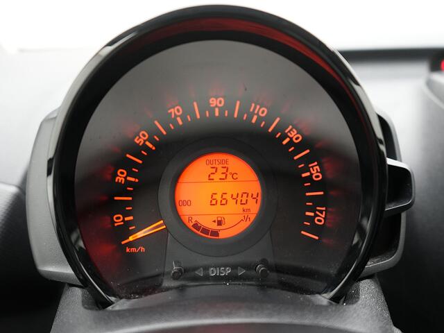 Toyota AYGO 1.0 VVT-i x-fun | NL Auto | Airco | Dealer Onderhouden |