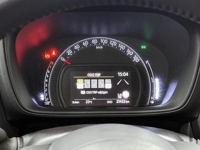 Toyota AYGO X 1.0 VVT-i MT first
