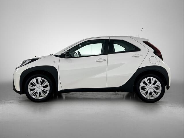 Toyota AYGO X 1.0 VVT-i MT Play | NL Auto | Cruise Control Adaptief | Achteruitrijcamera | Onderweg-naar-dealer