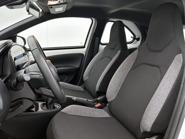 Toyota AYGO X 1.0 VVT-i MT Play | NL Auto | Cruise Control Adaptief | Achteruitrijcamera | Onderweg-naar-dealer