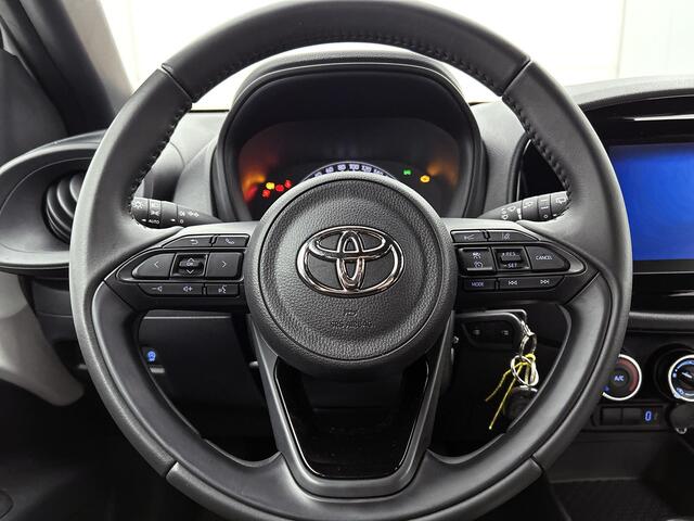 Toyota AYGO X 1.0 VVT-i MT Play | NL Auto | Cruise Control Adaptief | Achteruitrijcamera | Onderweg-naar-dealer