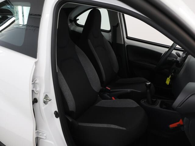 Toyota AYGO X 1.0 VVT-i MT Play | Navigatie | Camera | Airconditioning | Cruise Control |