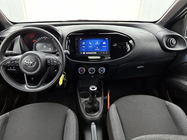 Toyota AYGO X 1.0 VVT-i MT Play | BTW voertuig | Dealer onderhouden | Apple CarPlay/Android Auto | Cruise Control Adaptive | Airco | Achteruitrijcamera |