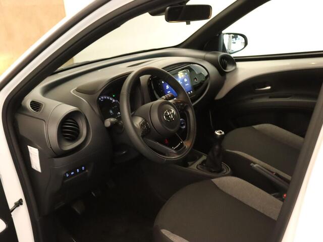 Toyota AYGO X 1.0 VVT-i MT Play - ORIGINEEL NEDERLANDSE AUTO - ACHTERUITRIJCAMERA - CRUISE CONTROL - APPLE CARPLAY/ANDROID AUTO - AIRCO - BLUETOOTH TELEFOONVOORBEREIDING - MULTIMEDIA SCHERM