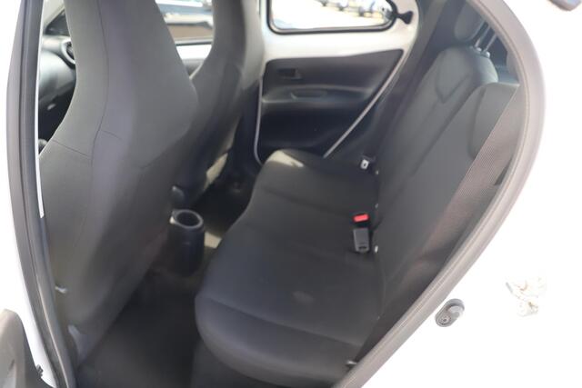 Toyota AYGO X 1.0 VVT-i MT Quiet Edition Airco Adaptive Cruise Elektrische Ramen CV