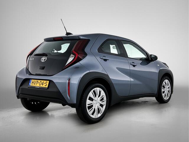 Toyota AYGO X 1.0 VVT-i MT Play | BTW voertuig | Apple CarPlay/Android Auto | Cruise Control Adaptive | Airco | Achteruitrijcamera |